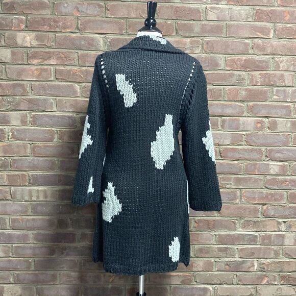 Sisters Charcoal Knit Cardigan Sweater Size L/XL NEW - Picture 4 of 6